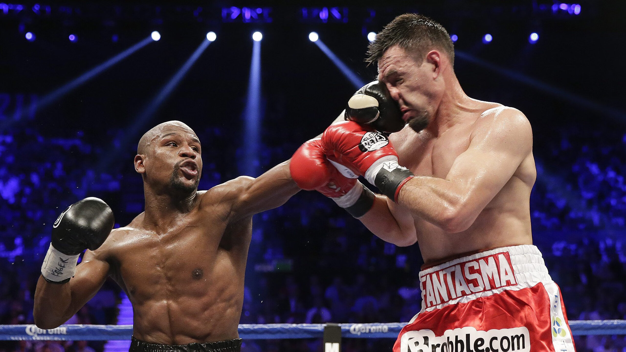 震撼全场的“神级传球”，完美演绎足球艺术，足球传球视频教学视频